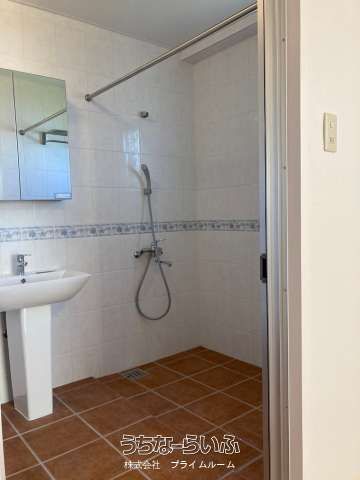 Ocean View 3LDK House for Sale in Uruma, Okinawa - 6.58% Yield - Thumbnail 4