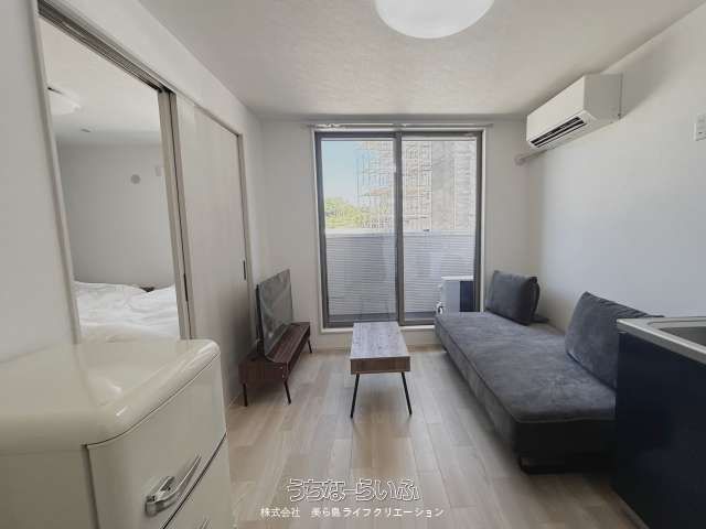 Royal Blue Miyako I 101: Designer Monthly Apartment in Miyakojima - Thumbnail 3