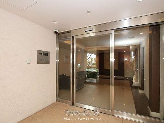 Ocean View 2LDK Apartment for Sale in Chatan, Okinawa - Thumbnail 4