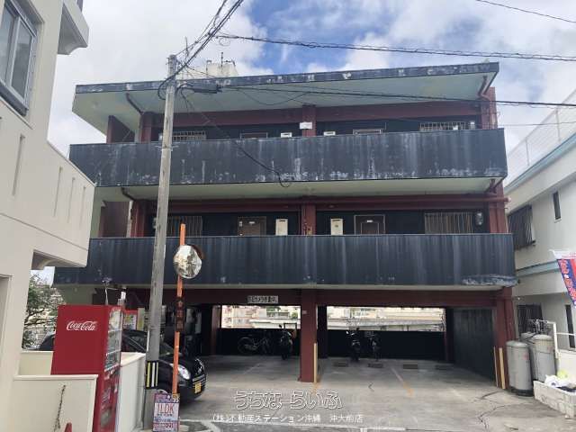 Naha Apartment Building for Sale - 98 Million Yen Investment - Thumbnail 3
