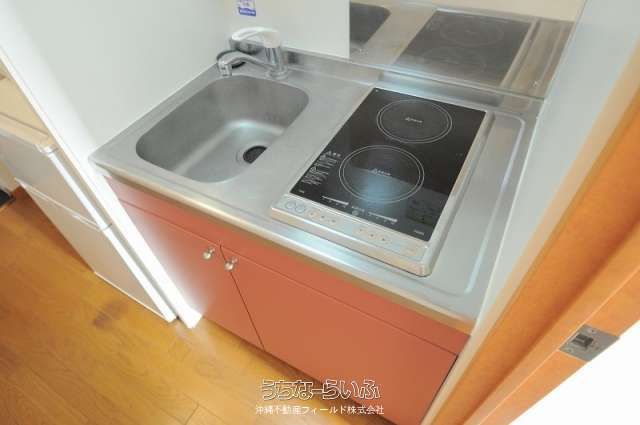 Leopalace Tomoyomi 203: 1K Apartment for Rent in Tomigusuku, Okinawa - Thumbnail 4