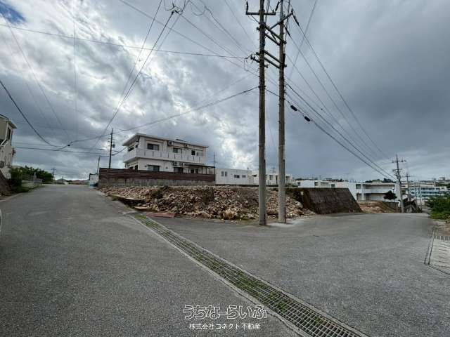 1022.85 sqm Land for Sale in Nago, Okinawa - Subdivision Possible - Thumbnail 2