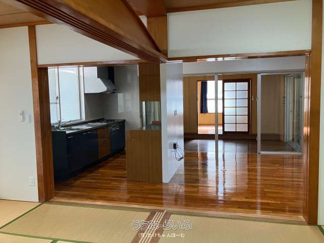 3LDK Detached House for Rent in Naha, Okinawa - Near Tsubogawa Station - Thumbnail 3
