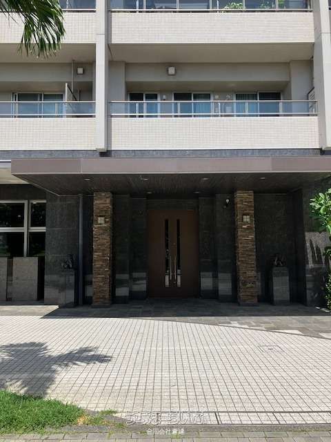 D'グラフォート沖縄タワー 2LDK Condo for Sale in Naha, Okinawa - Thumbnail 3