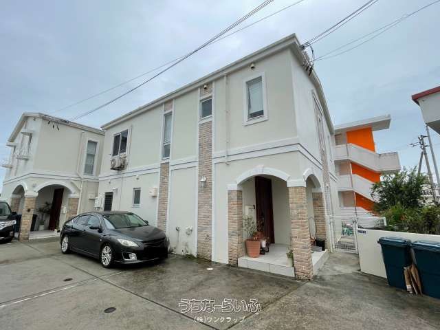Foreigner-Oriented Rental Investment Property in Okinawa City - Image 1