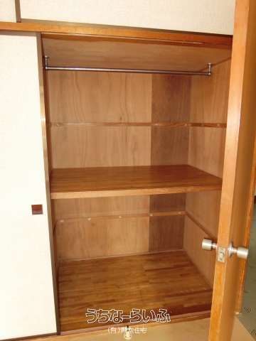 Co-Plus Kiyuna 310: 3DK Family Apartment for Rent in Ginowan, Okinawa - Thumbnail 4