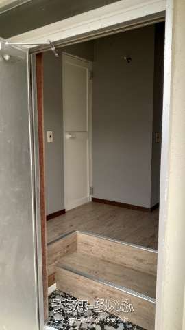 Former Ryukyu Dance Dojo for Rent in Ginowan, Okinawa - Thumbnail 4
