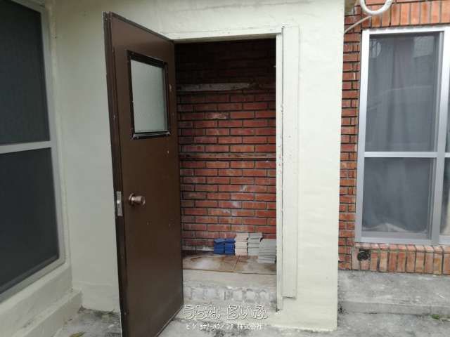 Former Ryukyu Dance Dojo for Rent in Ginowan, Okinawa - Thumbnail 3