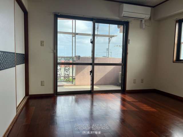 Olive Branch 201: 3LDK Apartment for Rent in Okinawa City - Thumbnail 3
