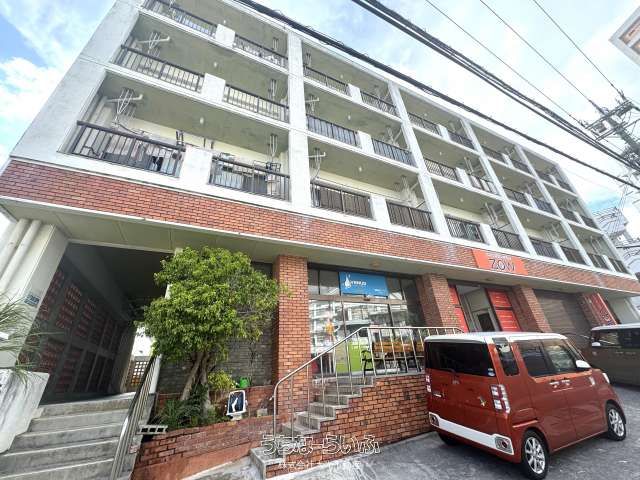 15-Unit Apartment Building for Sale in Urasoe, Okinawa - Thumbnail 3