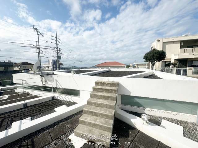 RC Designer House with Rooftop BBQ in Nanjo City, Okinawa - Thumbnail 3