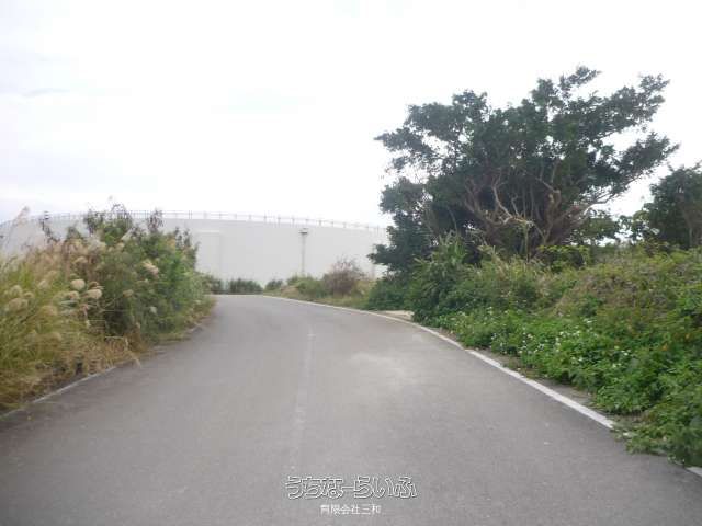 2032 sqm Seaside Land for Sale in Uruma City, Okinawa - Image 1