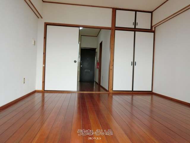1DK Apartment for Rent in Nakagusuku Village, Okinawa - No Key Money - Thumbnail 4