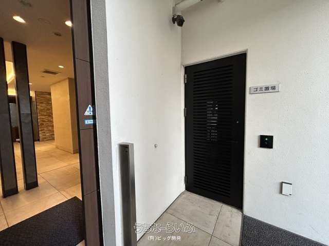 2LDK Apartment for Rent in Naha, Okinawa with Rooftop Terrace - Thumbnail 2