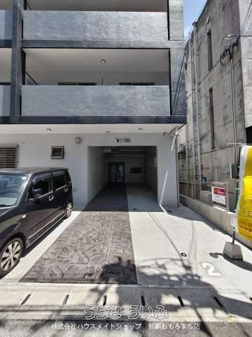 2023-Built Pet-Friendly Apartment in Naha, Okinawa | 2LDK Near Station - Thumbnail 2