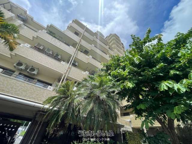Lions Garden Midorigaoka 3LDK Apartment for Sale in Naha - Thumbnail 2