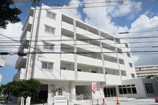 Modern 1K Apartment for Rent in Tomigusuku, Okinawa | NeXtage Sakae - Thumbnail 2