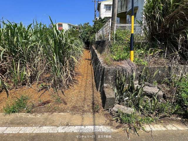 1749 sqm Land for Sale in Gusukube, Miyakojima City, Okinawa - Thumbnail 3