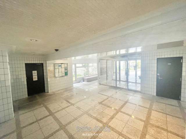 Renovated 3LDK Corner Apartment for Sale in Naha, Okinawa - Thumbnail 4
