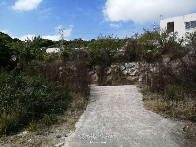 Spacious 487 sqm Residential Land for Sale in Okinawa City - Thumbnail 2