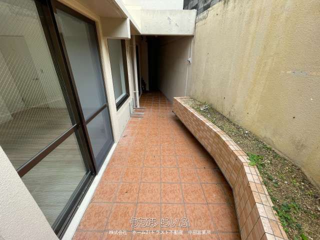 Renovated 3LDK Apartment for Sale in Urasoe, Okinawa - Thumbnail 2
