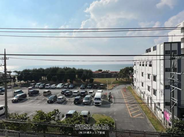 Premist Chatan Araha Beach Residence 1LDK for Sale - Thumbnail 2