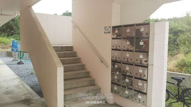 Pet-Friendly 1R Apartment for Rent in Yomitan, Okinawa - Thumbnail 2