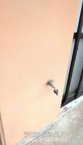 2DK Apartment for Sale in Okinawa City, Currently Rented - Thumbnail 2