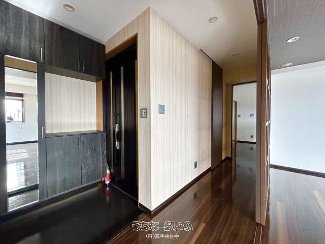 Renovated 1LDK Ocean View Apartment for Rent in Ginowan, Okinawa - Thumbnail 3