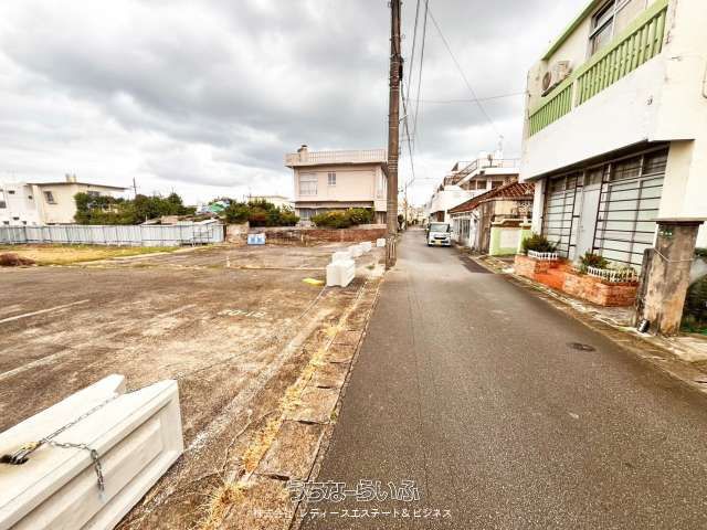 324 Tsubo Land for Sale in Uruma City Agina School District, Okinawa - Thumbnail 2
