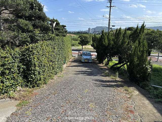 1457 sqm Land for Sale in Tsuhako, Nanjo City, Okinawa - Thumbnail 2