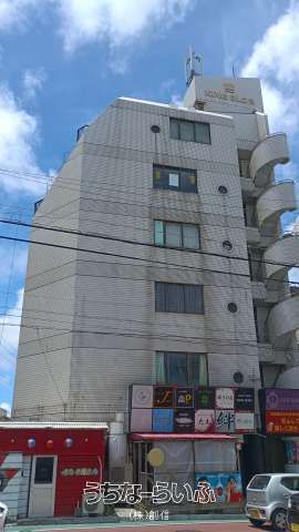 New King Building Commercial Investment in Urasoe, Okinawa - Thumbnail 3