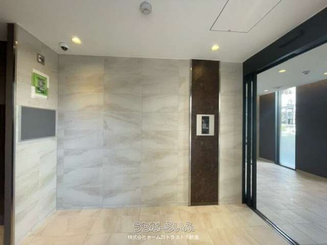 Pet-Friendly 1LDK Apartment for Rent near Miebashi Station, Naha - Thumbnail 3