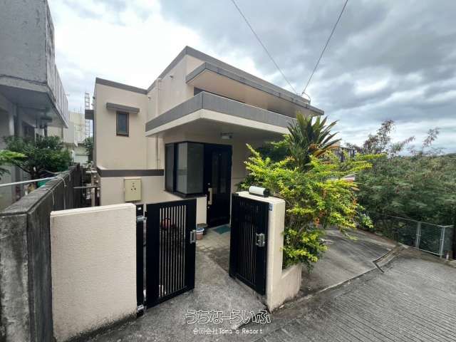 5LDK RC House for Sale in Quiet Urasoe, Okinawa - Thumbnail 2