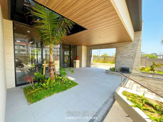 Alphastates Chatan Hills 12F Ocean View 2LDK Apartment for Sale - Image 1