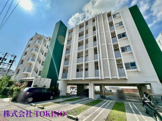 Bears Court Kanoe Square 4th Floor 2LDK Apartment in Chatan - Thumbnail 2
