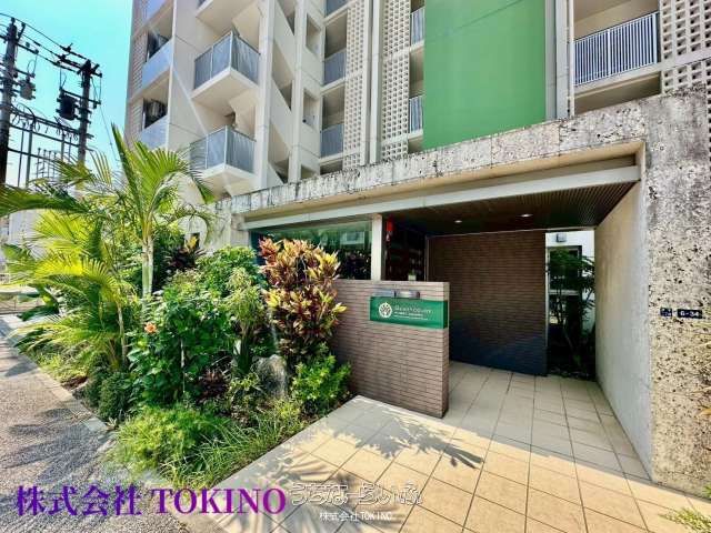 Bears Court Kanoe Square 4th Floor 2LDK Apartment in Chatan - Thumbnail 3