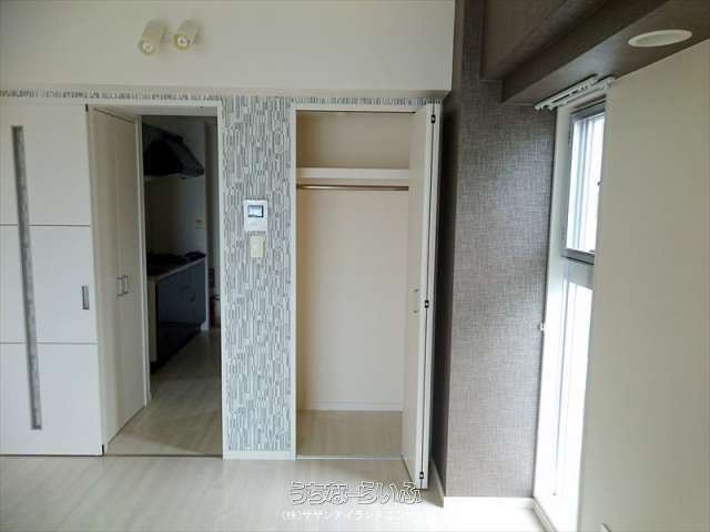 1K Apartment for Rent in Omoromachi, Naha | AIWA PLAZA - Thumbnail 2