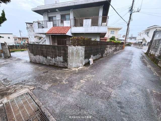 104.46 sqm Residential Land for Sale in Urasoe, Okinawa - Thumbnail 3