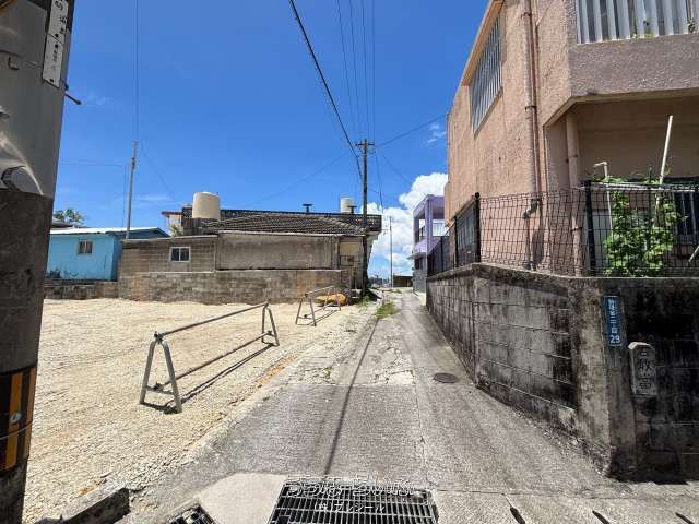 339.11 sqm Land for Sale in Urasoe City, Okinawa - Thumbnail 4
