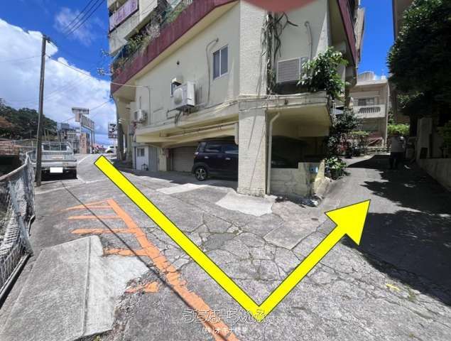 Light Vehicle Parking Space for Rent in Shuri, Naha, Okinawa - Thumbnail 2