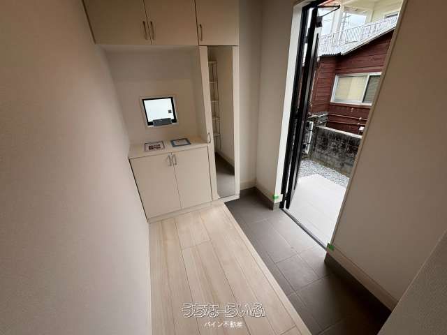 New 4LDK House for Sale in Uruma City, Okinawa - Thumbnail 4