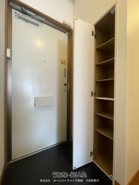 Furnished 1K Apartment for Rent in Okinawa City's Misato Area - Thumbnail 4