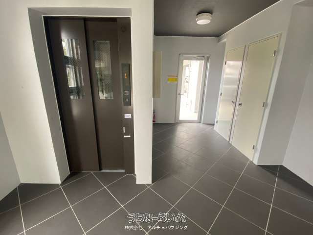 Easecourt Hamby 701: Ocean View Apartment for Rent in Chatan, Okinawa - Thumbnail 3