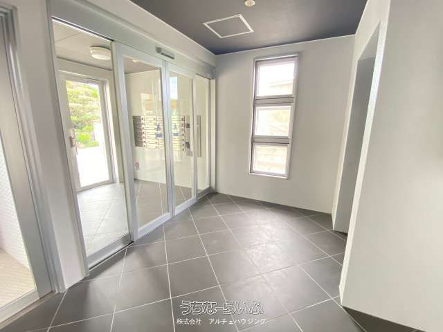 Easecourt Hamby 701: Ocean View Apartment for Rent in Chatan, Okinawa - Thumbnail 4