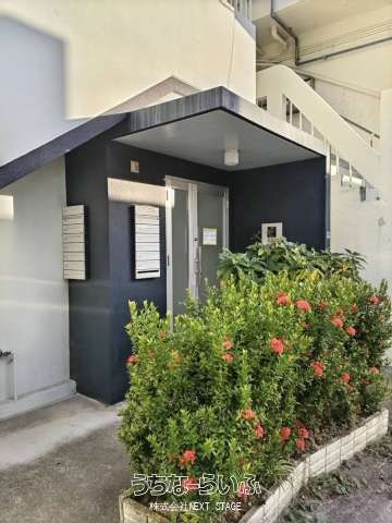 Modern 1K Apartment Building for Sale in Naha's Tsuboya District - Thumbnail 3