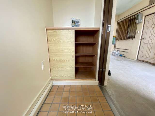 1K Apartment for Rent in Naha Matsushima, Near Monorail Station - Thumbnail 4