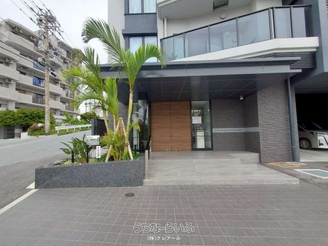 2LDK Apartment for Sale in The Fine Tower Urasoe Shiroma - Thumbnail 2