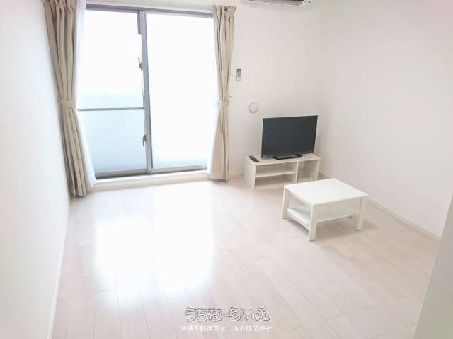1K Apartment for Rent in Ginowan, Okinawa - No Deposit, Foreigners OK - Thumbnail 3
