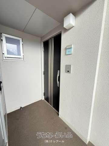3LDK Corner Apartment with City View in Naha, Okinawa - Thumbnail 2